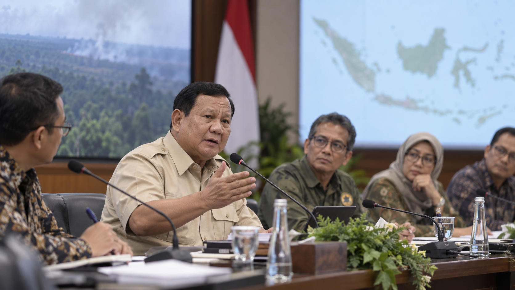 Prabowo di Diskusi Karhutla: Hormat pada Pakar
