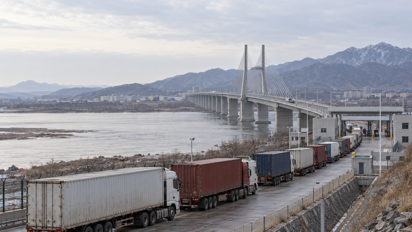 Jembatan China–Korea Utara Dibuka, Truk Mengantre