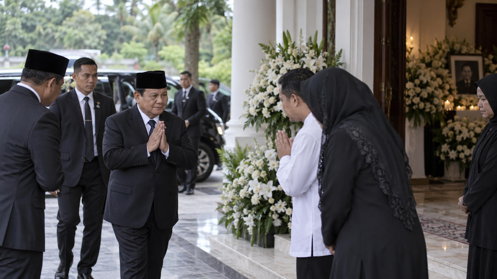 Prabowo Takziah ke Rumah Megawati atas Wafatnya Guruh