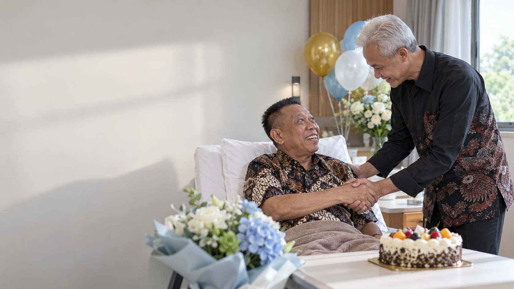 Ulang Tahun ke-63 Tukul Arwana Dijenguk Ganjar Pranowo